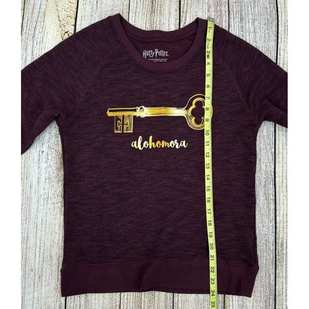 Harry Potter Alohamora‎ Sweatshirt Womens Medium Burgundy Long Sleeve Crew Neck